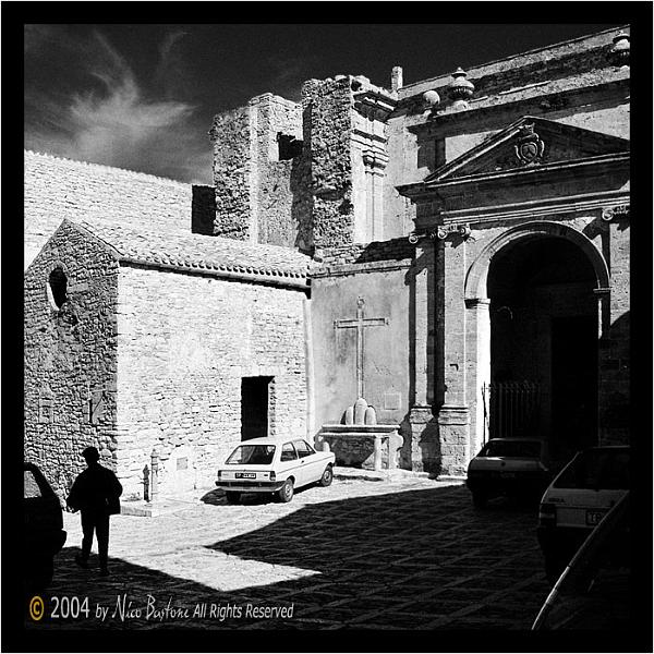 Vecchia Trapani 065 - Erice foto del 2004 by Nico Bastone.jpg